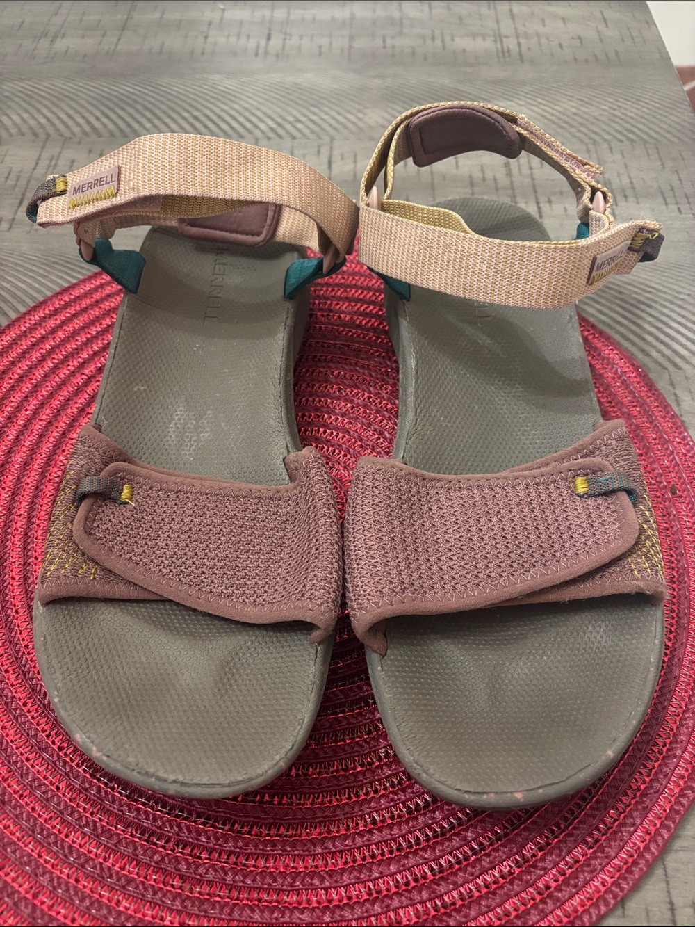 Merrell Women’s Mauve and Tan Strappy Outdoor Sandals